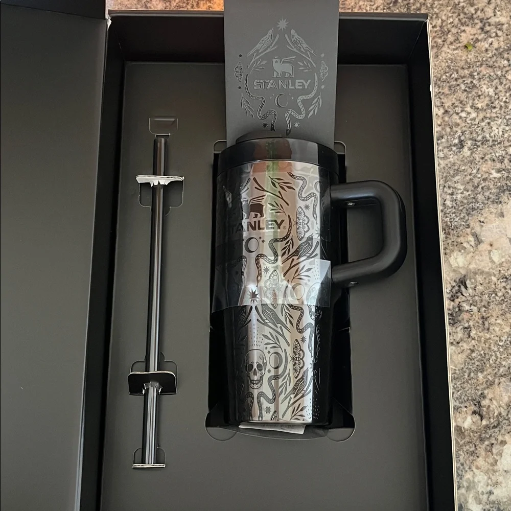 Stanley The Halloween 🎃 Quencher H2.0 Flowstate Tumbler 20 oz - Picture 5 of 10